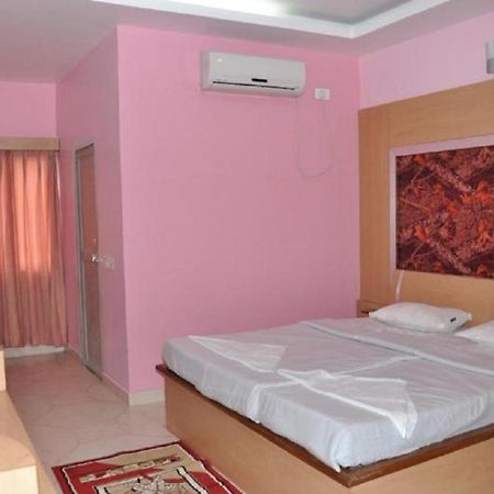 Hotel Barbareek Shillong Exterior photo