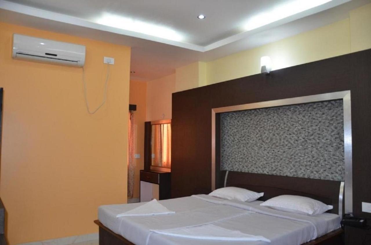 Hotel Barbareek Shillong Exterior photo
