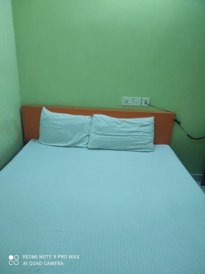 Hotel Barbareek Shillong Exterior photo