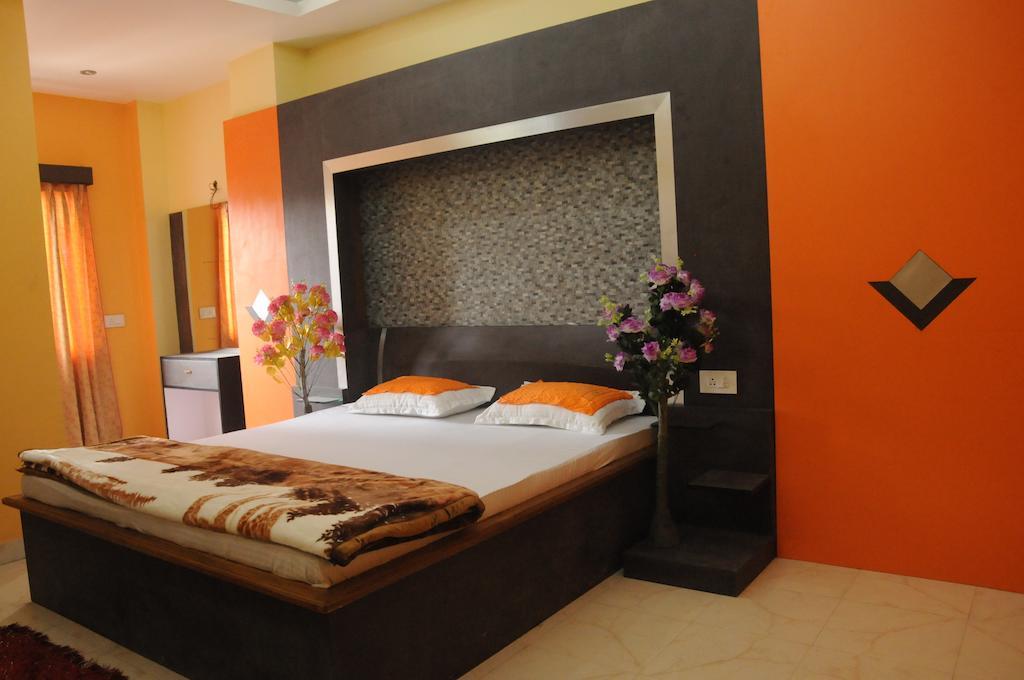 Hotel Barbareek Shillong Room photo