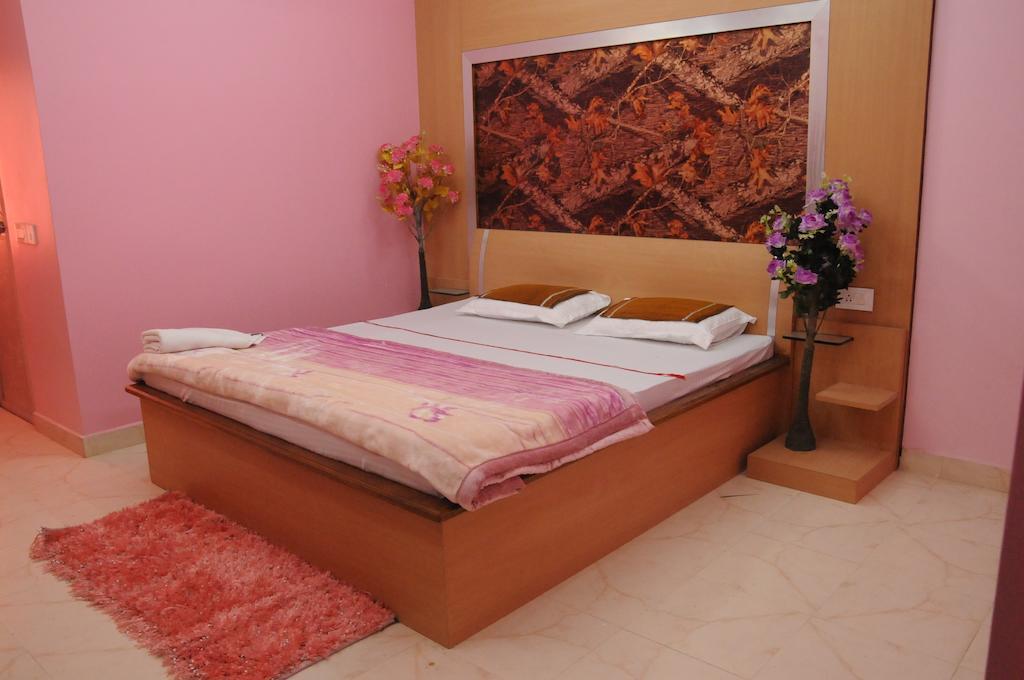 Hotel Barbareek Shillong Exterior photo