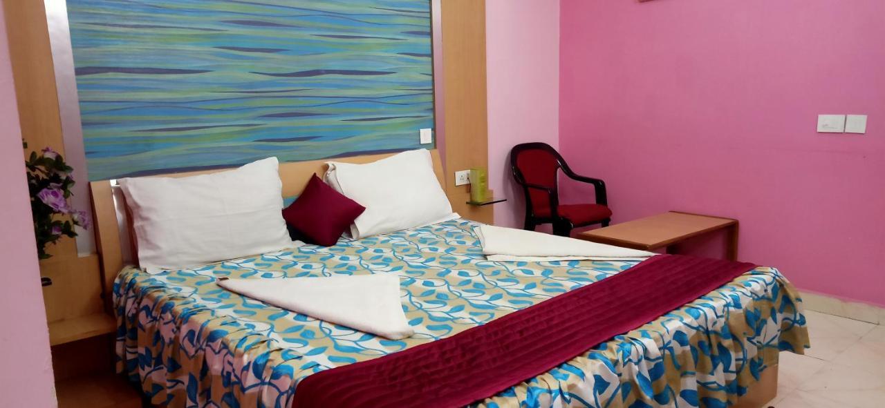 Hotel Barbareek Shillong Exterior photo