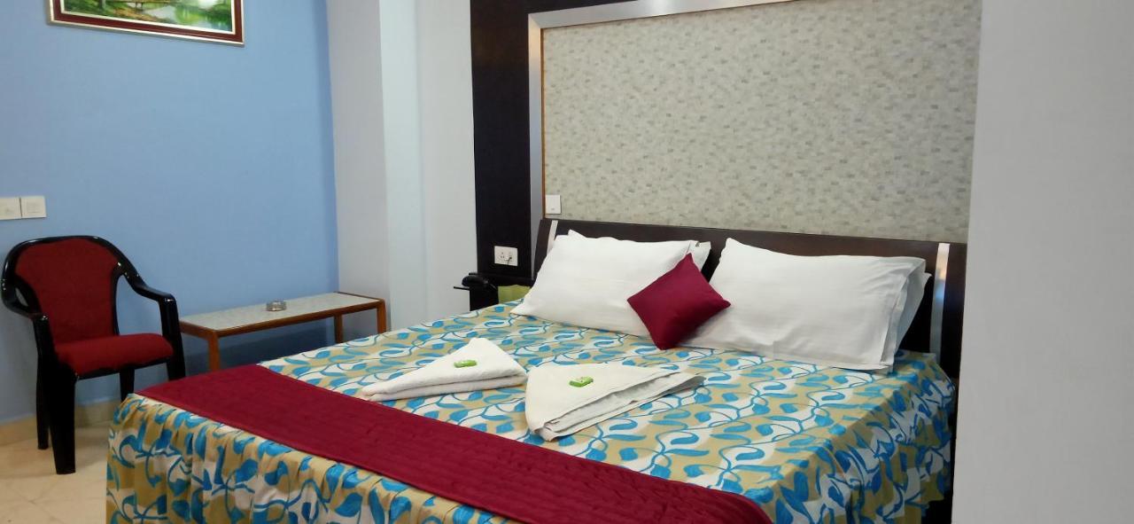 Hotel Barbareek Shillong Exterior photo