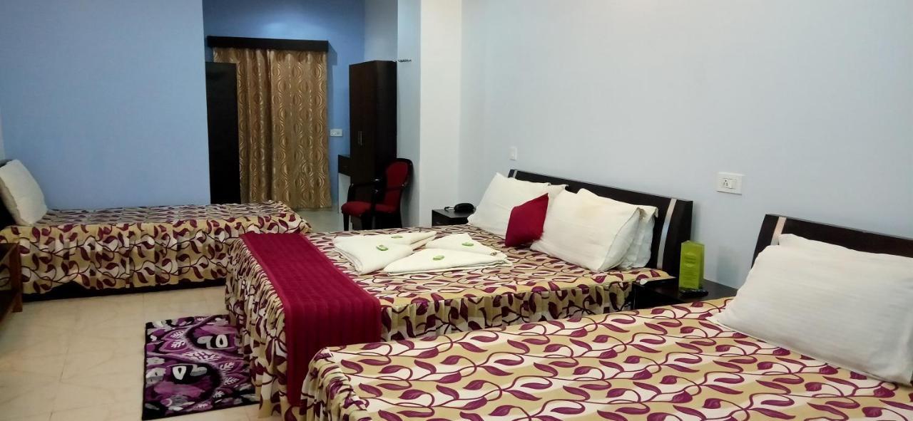 Hotel Barbareek Shillong Exterior photo