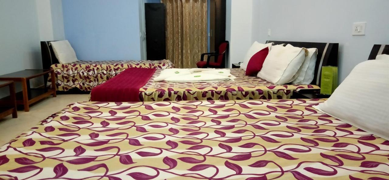 Hotel Barbareek Shillong Exterior photo