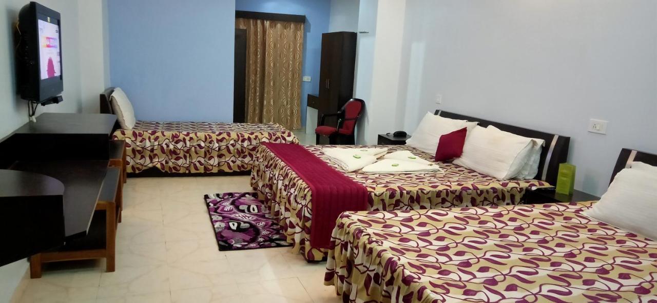 Hotel Barbareek Shillong Exterior photo