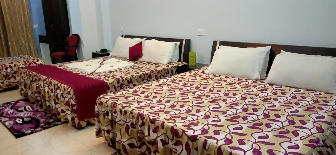 Hotel Barbareek Shillong Exterior photo